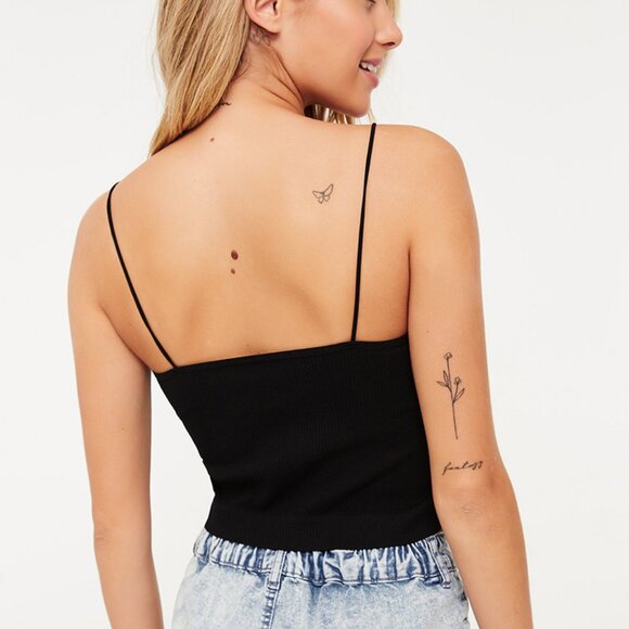 Black Cropped Seamless Ribbed Bungee Top - Picture 3 of 3